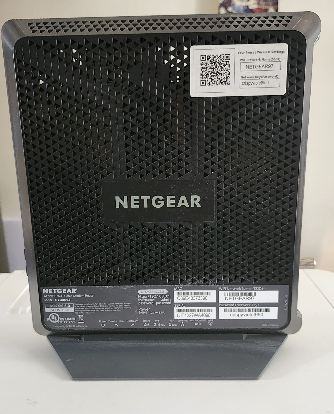 NETGEAR C7000v2 WiFi Cable Modem Router