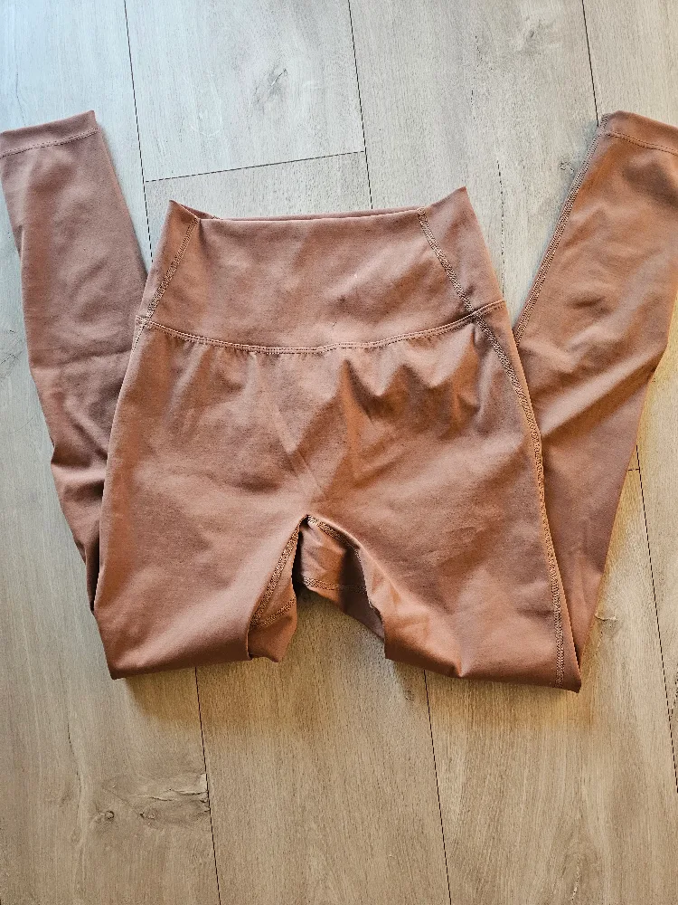 Athlete Standard Issue Leggings - Size S image indicator(5)