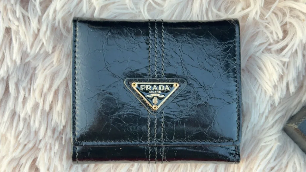 (140$ Each) Prada women wallet Available for pickup 🔥🔥🔥🔥 thumbnail