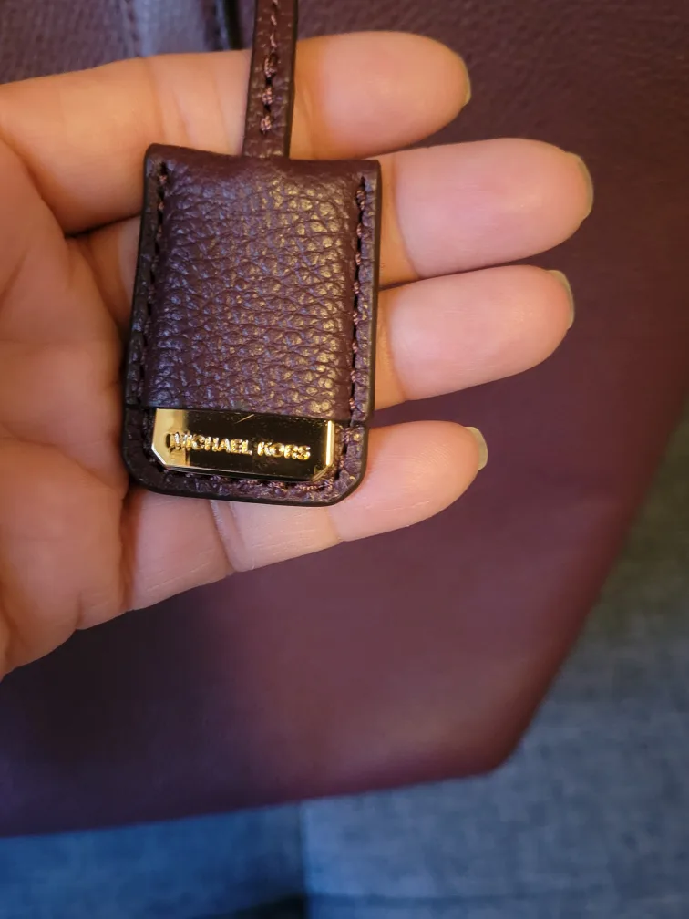 Michael Kors Tote Bag - Burgundy image indicator(2)