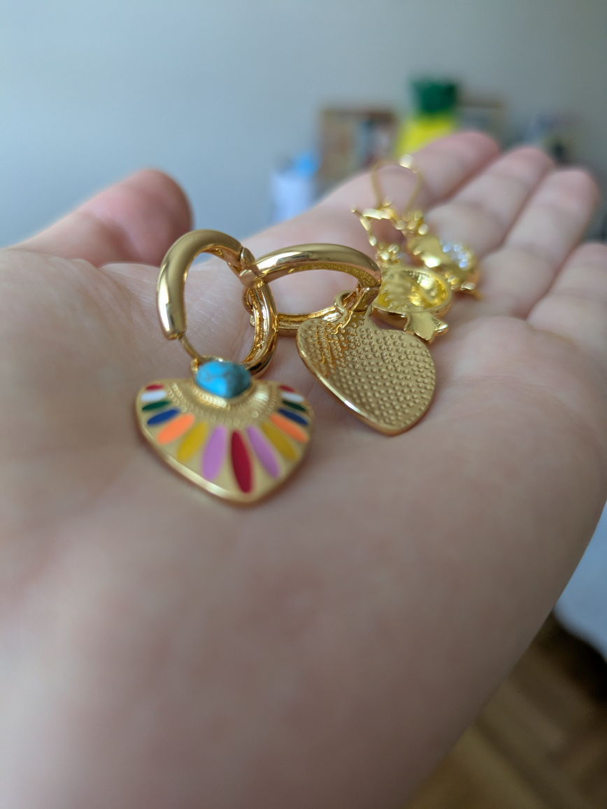 Assorted Gold Earrings & Rings - photo 5