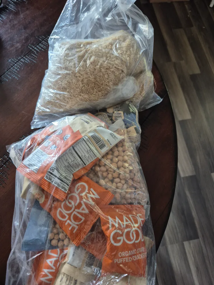 MadeGood Organic Star Puffed Crackers rice thumbnail