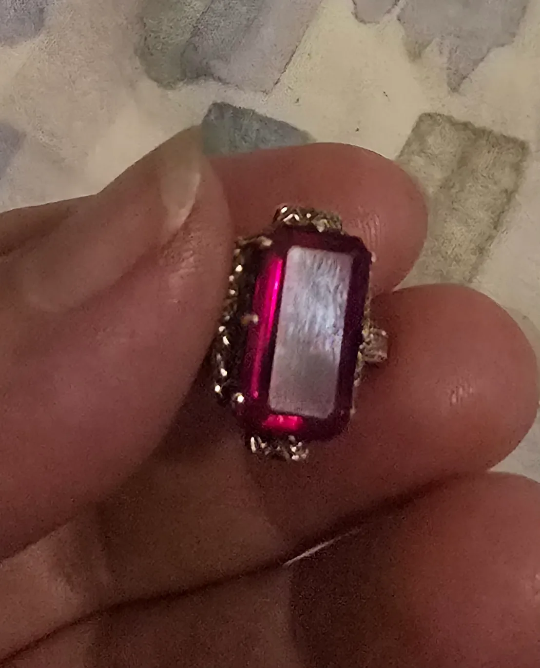🇨🇦Vintage Ruby Red Stone Ring thumbnail