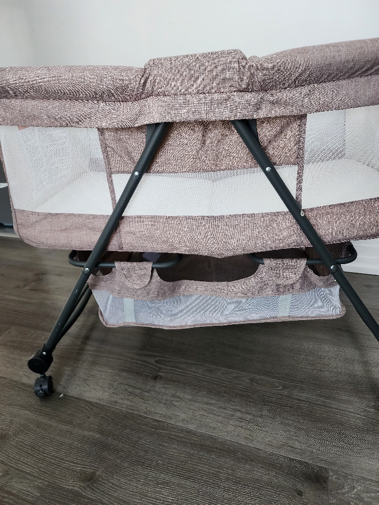 Bassinet - New Condition