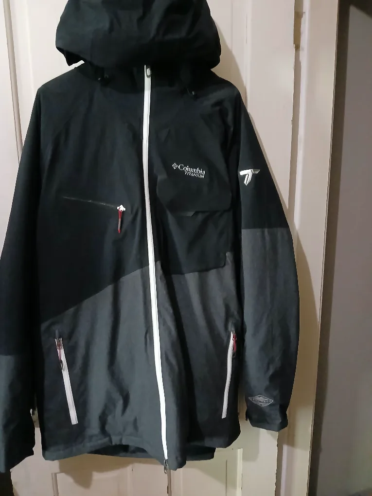 Columbia Titanium 860TD Jacket, Size XL thumbnail