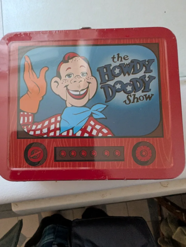 lunch box. Vintage Howdy Doody Show Lunchbox thumbnail