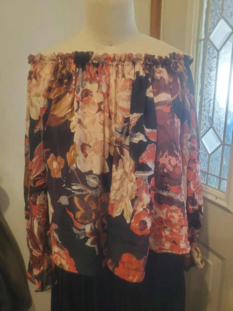 Med silk off shoulder thumbnail