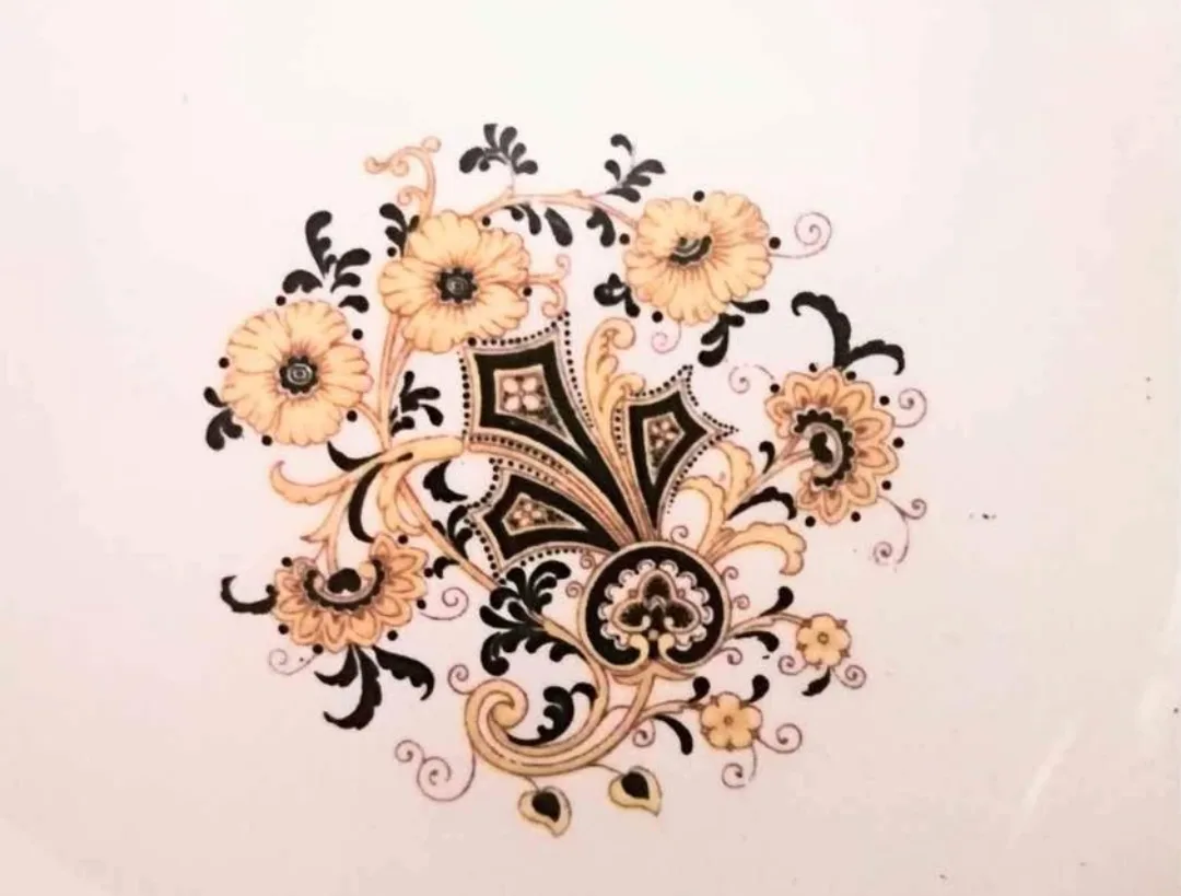 Rare Cream Soup Bowls - Her Majesty Deluxe Imperial Ware image indicator(5)