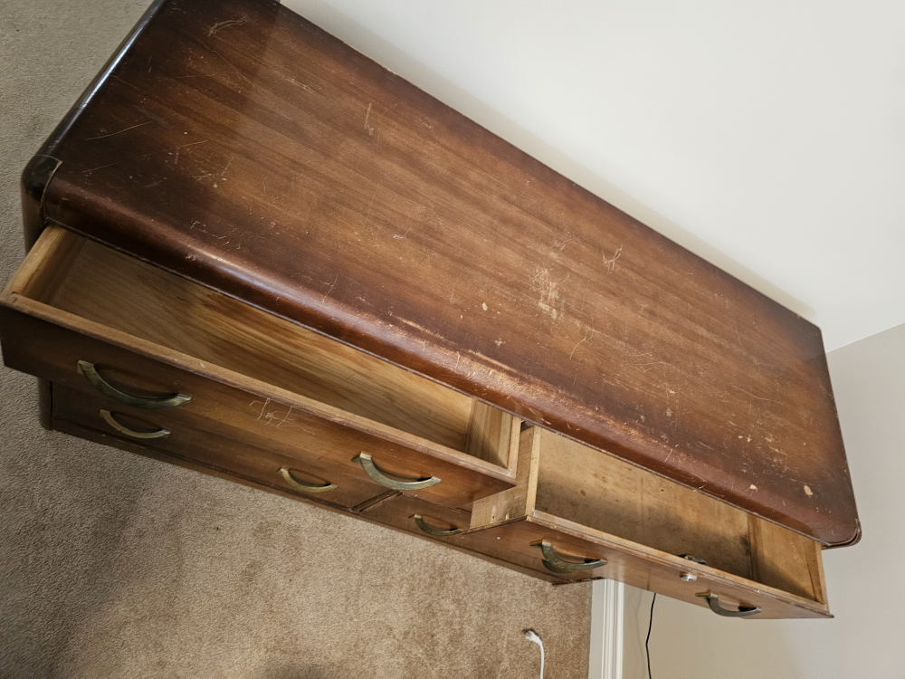 Vintage Wooden Dresser – Mid-Century Design - photo 5