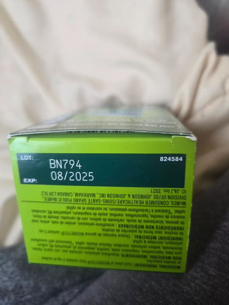 Nicorette 2mg Gum - Extreme Chill Mint, 105 Pieces image indicator(2)