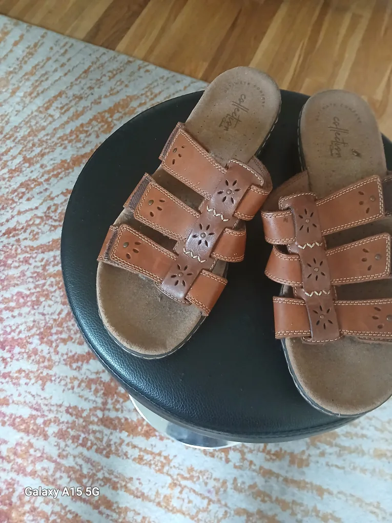 Clarks Collection Brown Leather Sandals thumbnail