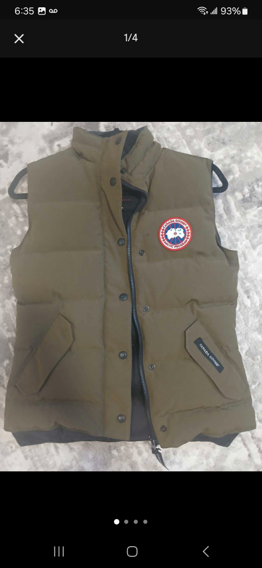 Canada Goose Vest - Size XS