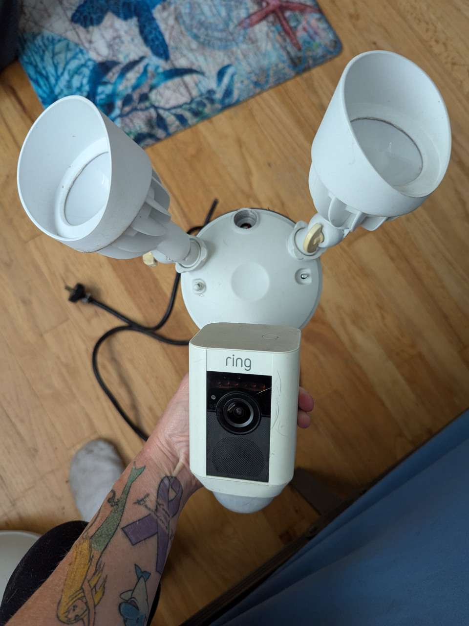 2 Ring Floodlight Cams – One Brand New, One Used – Bundle Deal! - photo 5