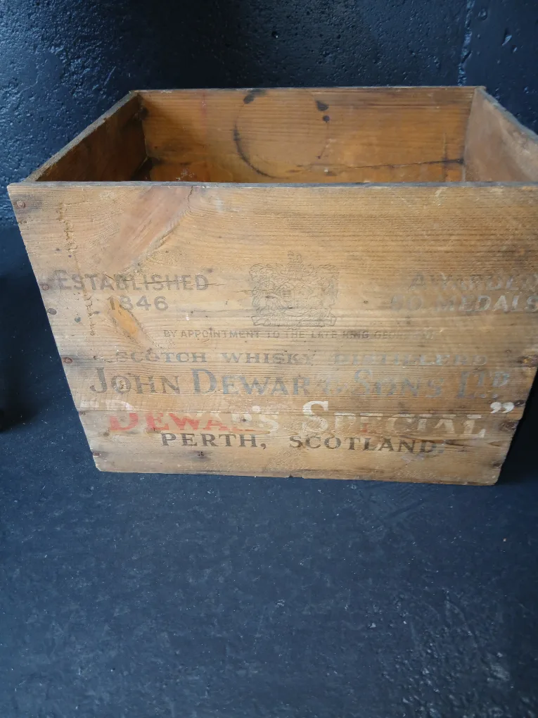 John Dewar & Sons Ltd. Wooden Box thumbnail