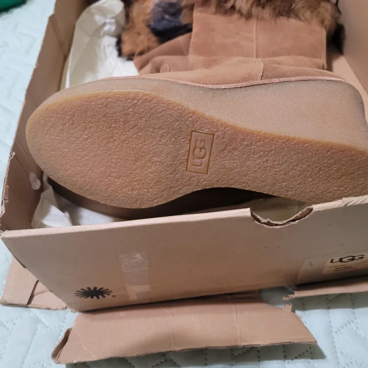 UGG Chestnut Suede Wedge Boots - Women's Size 7 image indicator(5)