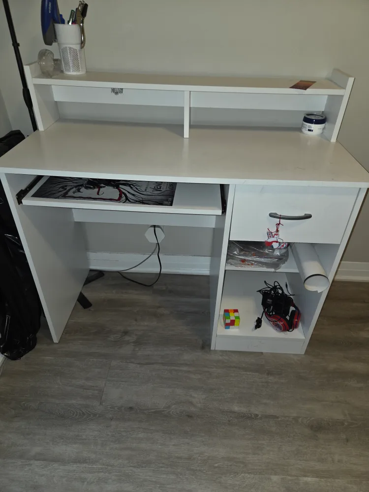 White Desk with Shelves thumbnail