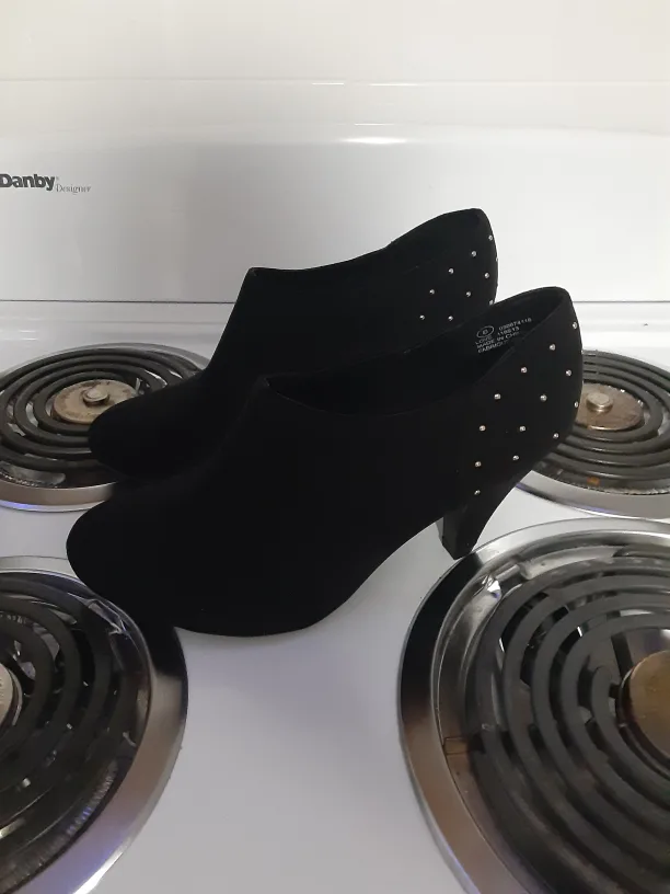 George Black Ankle Boots - Size 8 thumbnail