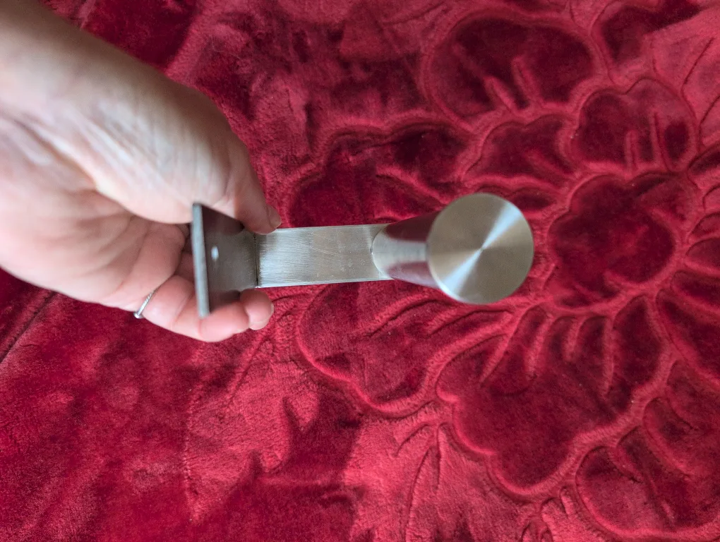 🇨🇦 Metal Toilet Paper Holder - Silver image indicator(4)