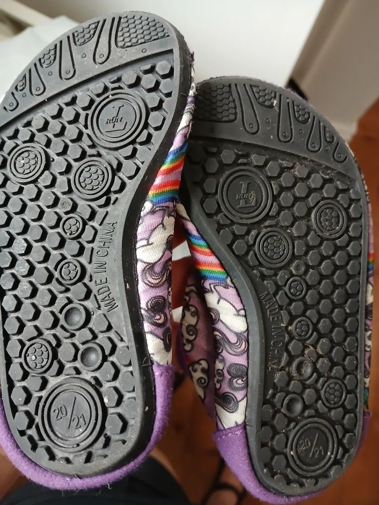 baby unicorn water shoes - Size 20/21 (4.5 US) thumbnail
