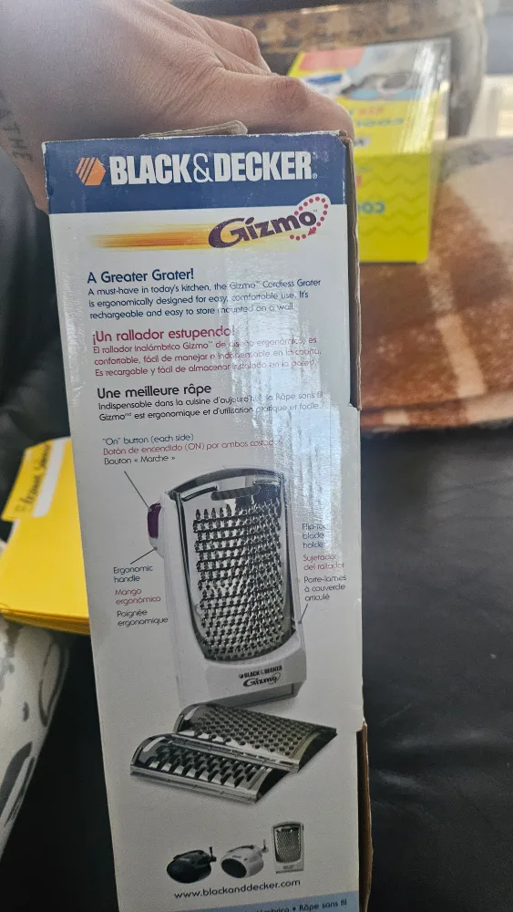 Black & Decker Gizmo Cordless Grater - New in Box image indicator(2)