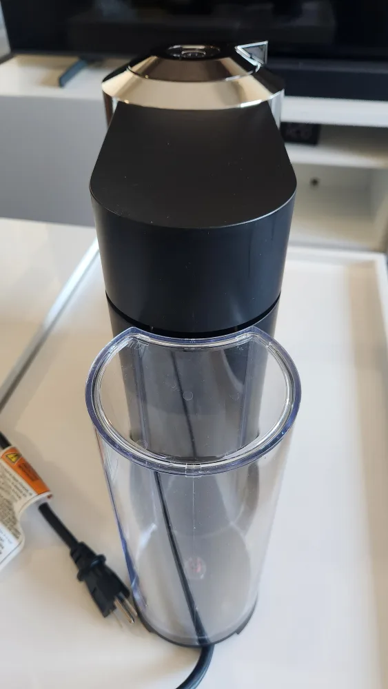 Nespresso Virtuo Next Deluxe by DeLonghi (Chrome Edition) image indicator(4)