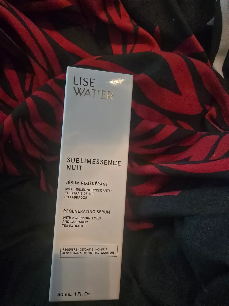 Lise Watier Sublimessence Nuit Regenerating Serum thumbnail