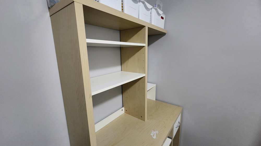IKEA Mikael Desk with Hutch - photo 2
