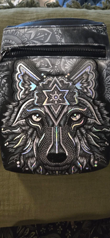 iAY GÜEY! Wolf Design Crossbody Bag - BNWT 🇨🇦 thumbnail