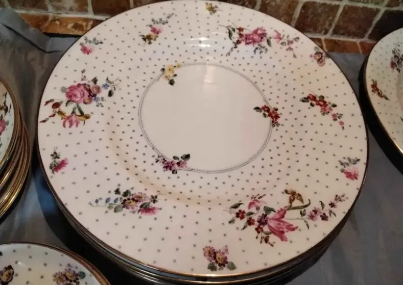 Royal Worcester "Astral " Set for 5 with Extras image indicator(2)