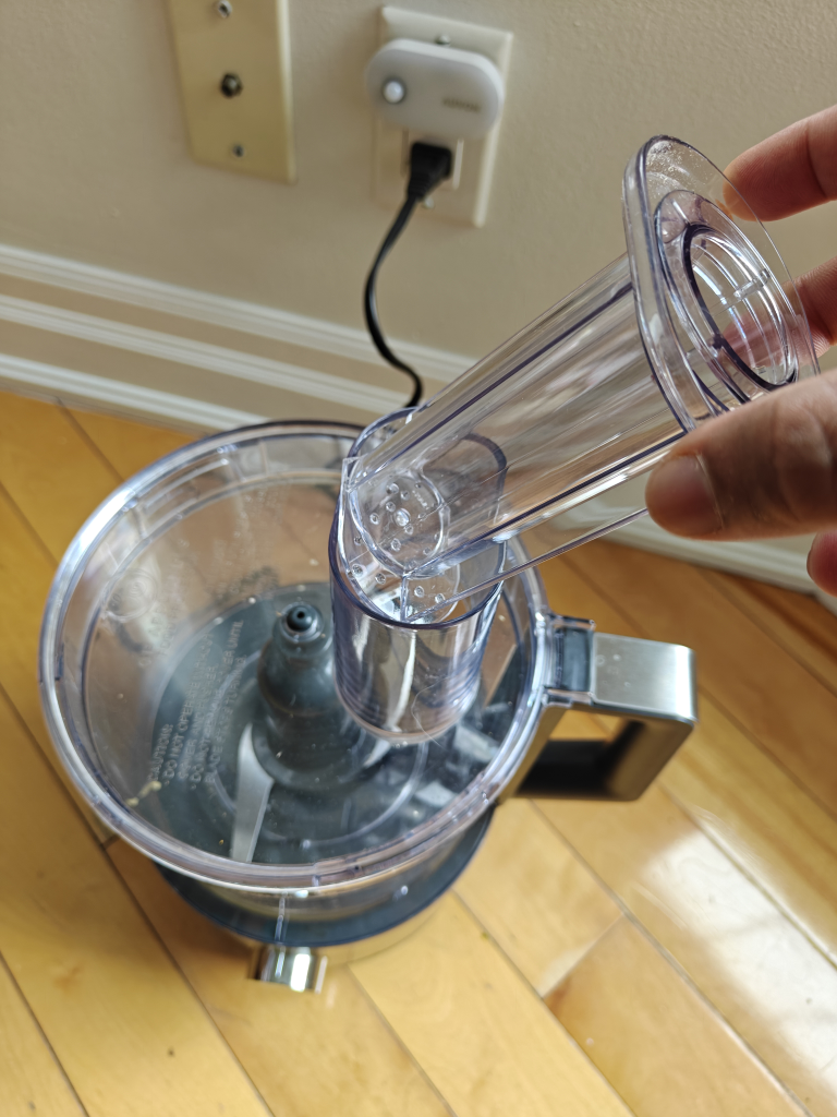 GE Food Processor w/ 8 Accessories heart 🧡 - photo 4