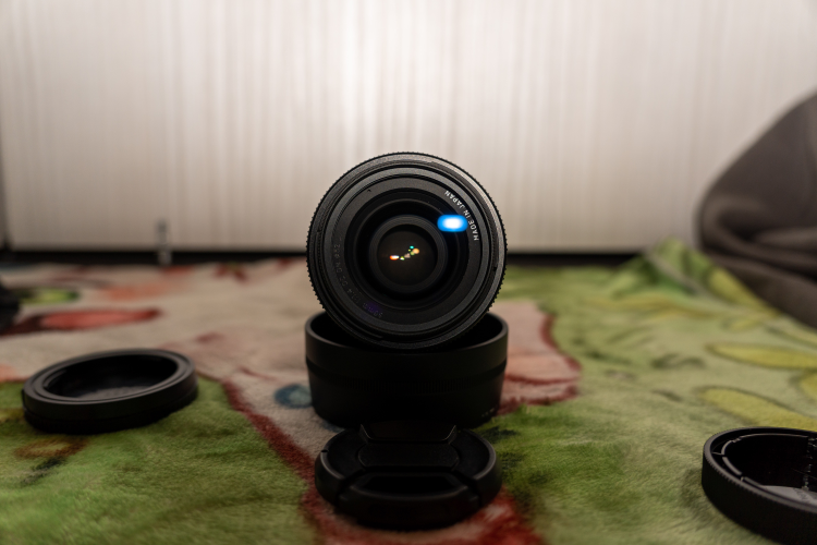 Sigma 18-50mm F2.8 DC DN C Lens Sony E mount with Neewer filters - photo 2