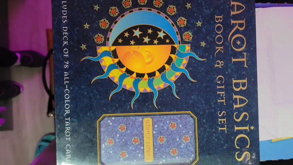 Tarot Basics Book & Gift Set thumbnail