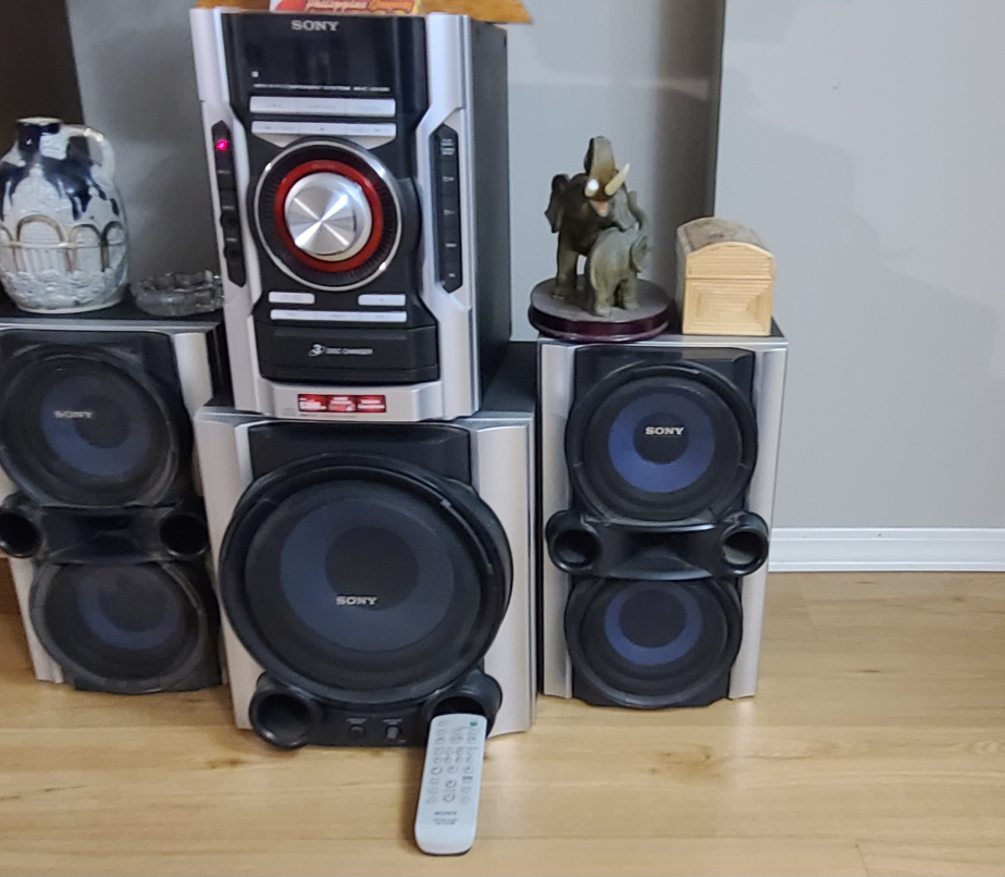 Sony Stereo System with Subwoofer