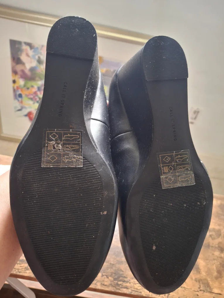 Call It Spring Black Wedge Shoes - Size 7 image indicator(4)