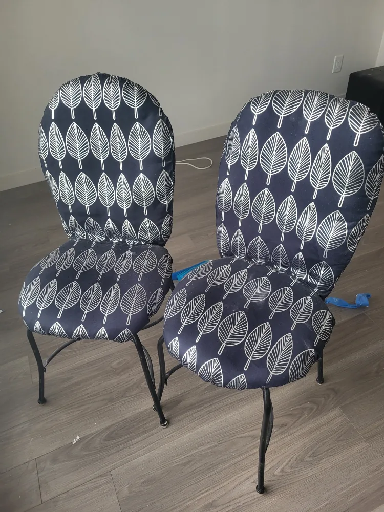 Leaf Patterned Set of Dining Chairs thumbnail