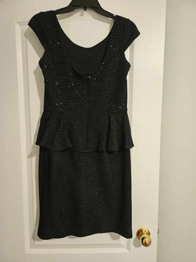 Adrianna Papell Black Sequin Dress - Size 10 image indicator(2)