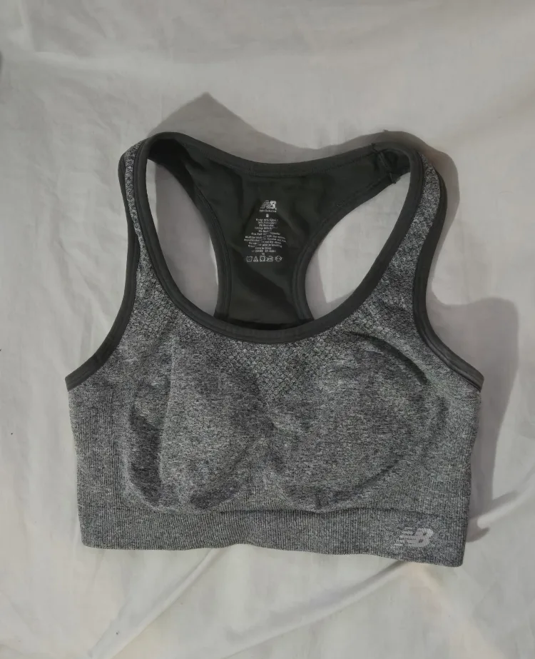 💞Womens Workout clothes bundle 🌹 Sports Bras & Leggings image indicator(2)