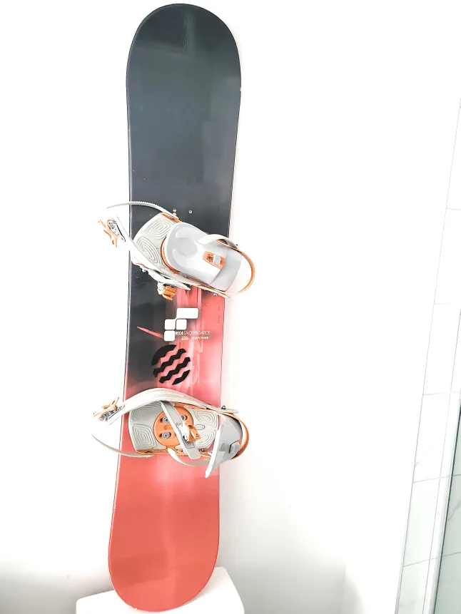 Ride Snowboard with Bindings.  57 inches image indicator(2)