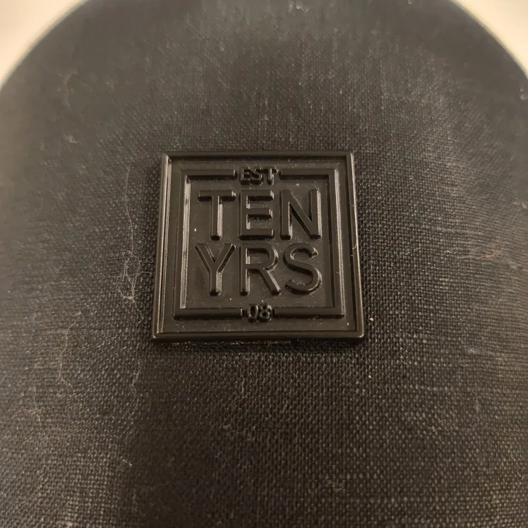 Beats Studio 3 Wireless Headphones - Black & Red image indicator(5)