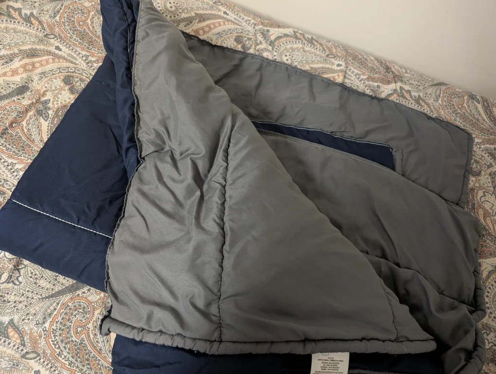 Mainstays Twin/1 Place Comforter - Navy Blue/Grey image indicator(2)