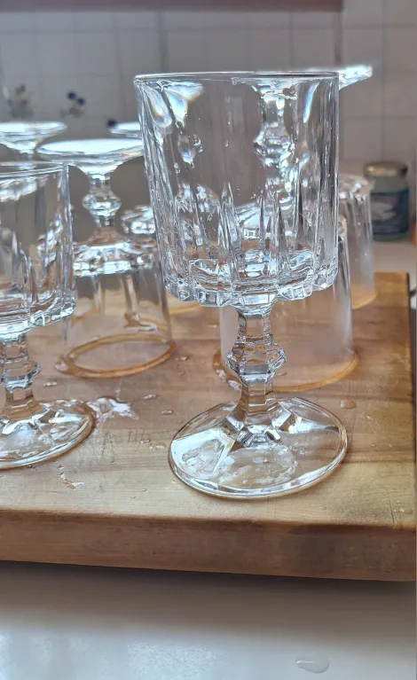 Wine Glasses a total of 9 thumbnail