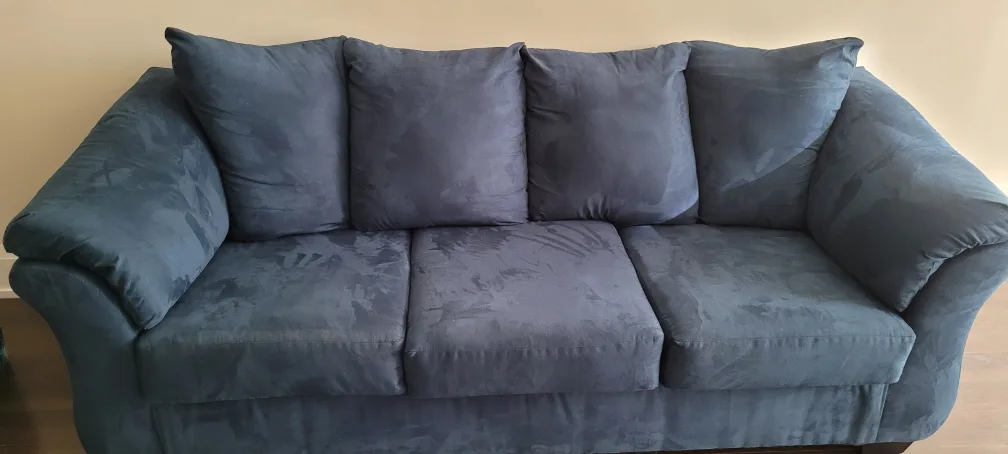 Ashley sofa for urgent sale image indicator(2)
