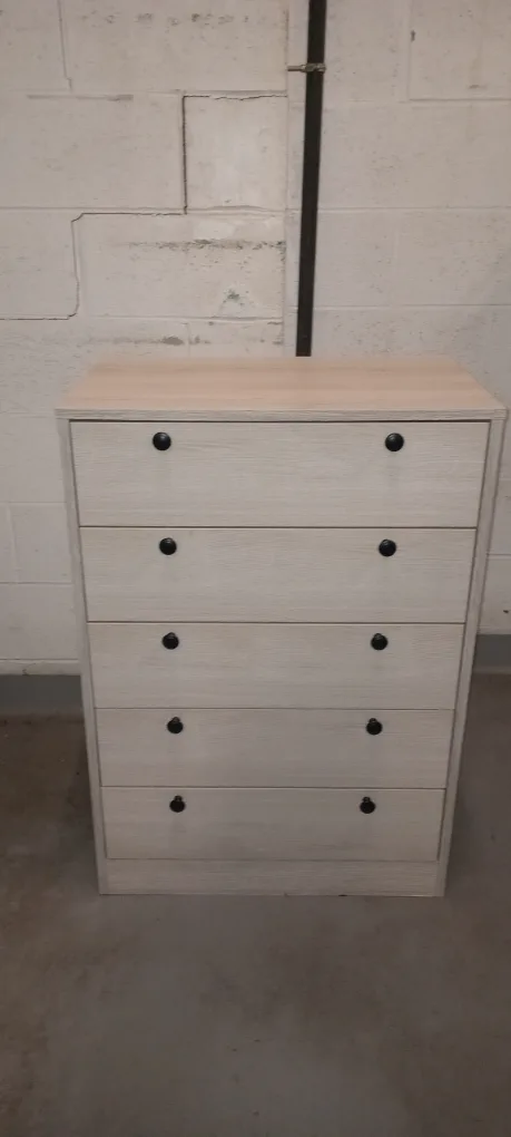 5 Drawer  dresser thumbnail