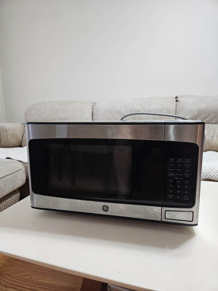 GE Stainless Steel Microwave Oven