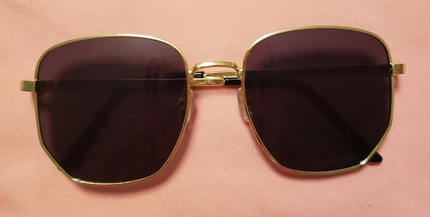 Gold Frame Sunglasses thumbnail
