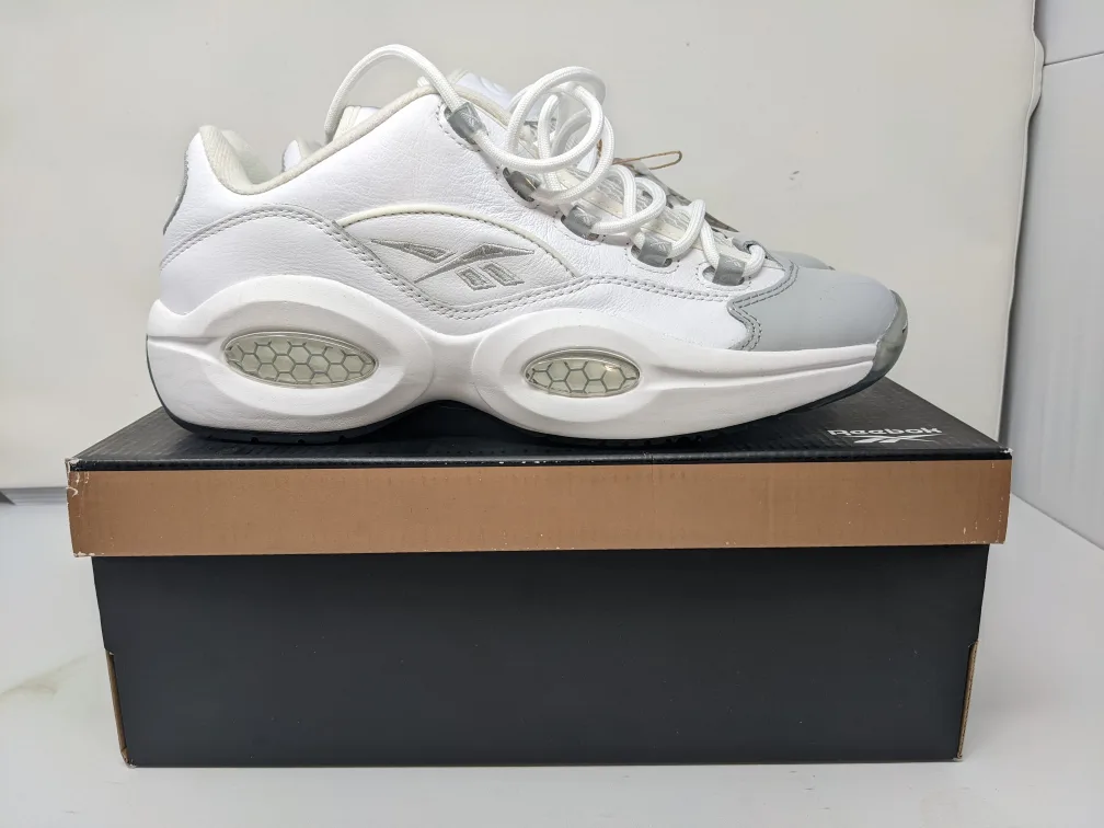 Reebok Question Low White/Silver Size 10 with Box 🇨🇦 thumbnail