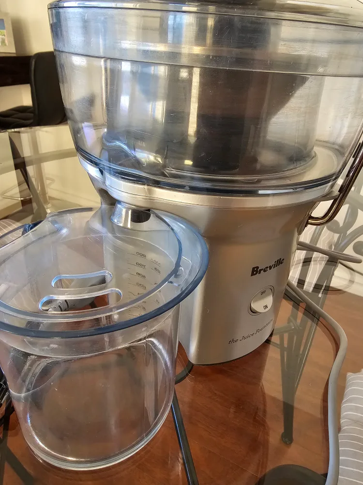 Breville The Juice Fountain Juicer thumbnail