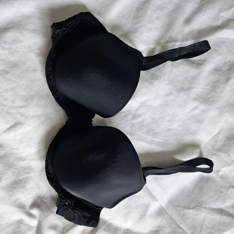 Wacoal Bras - Size 38B image indicator(6)