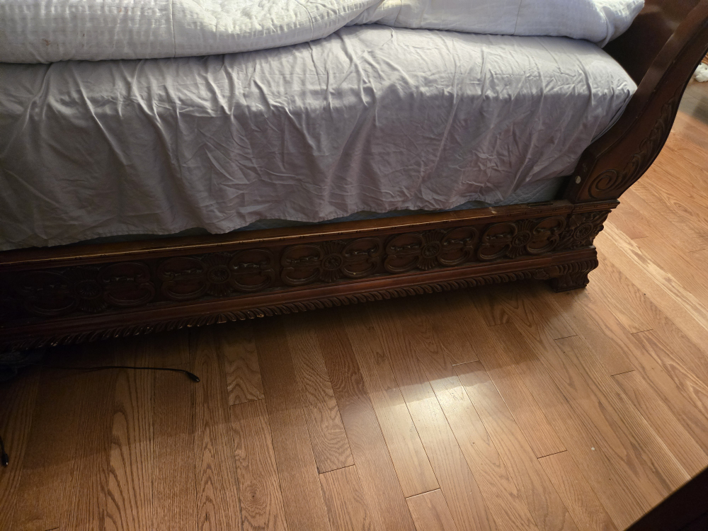 Ornate Wooden Bed Frame - photo 4