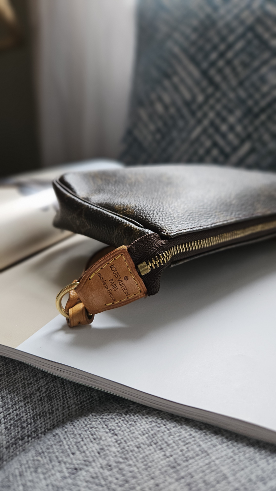 Louis Vuitton Monogram Pochette Accessoires - photo 4